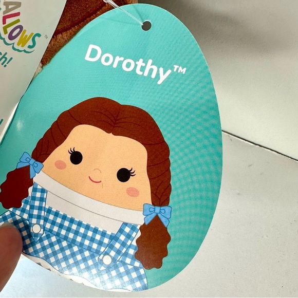 Squishmallows Wizard Of Oz Dorothy 85th Anniversary - Picture 4 of 5